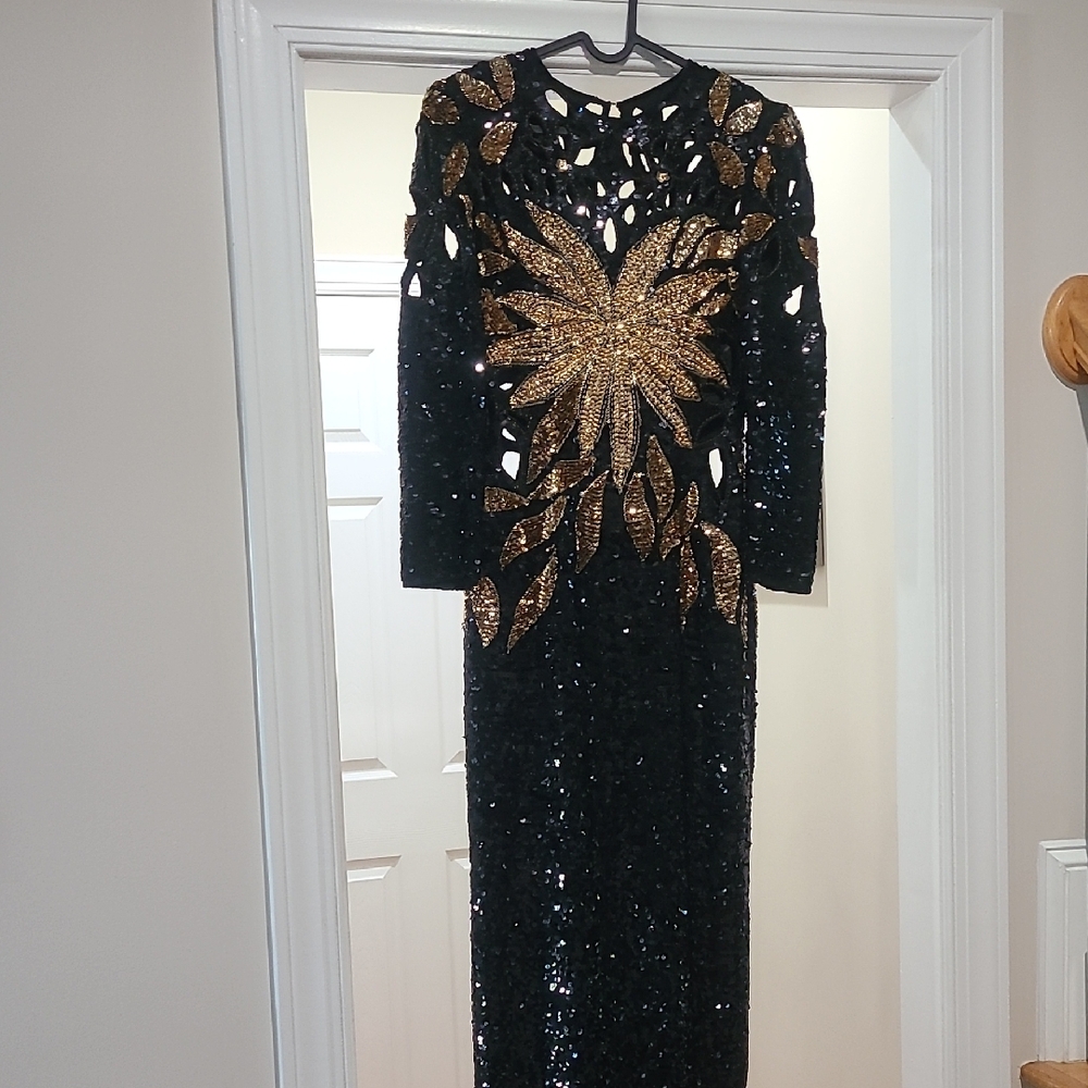 Glamorous Black and Gold Sequin Evening Dress
